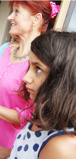 DR.ナオミ・少女